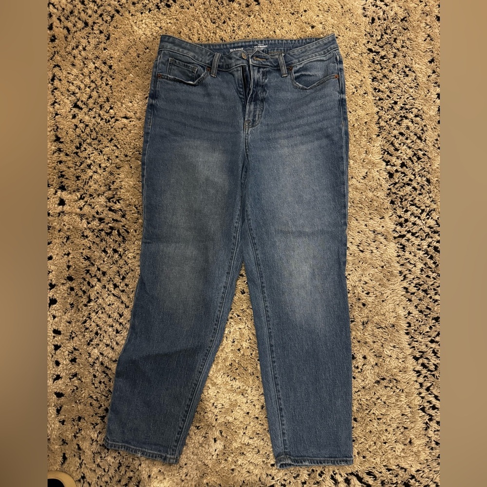 Old Navy Women's Ankle Jeans in Denim Blue